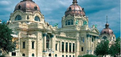 Széchenyi Gyógyfürdő és Uszoda, Budapest