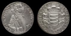Báthory Zsigmond erdélyi fejedelem 1589-ben vert ezüst tallérjának elő és hátlapja. 