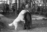 Erdős Renée in his Backyard of his Mansion in Rákoshegy 1940