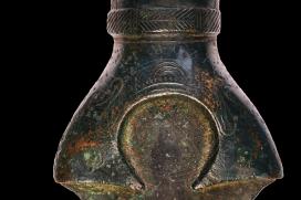 Bronzkard csészés markolata
