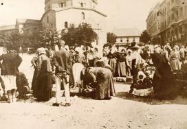 Piac a Széchenyi téren a 20. század elején, Pécs