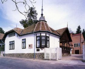 The museum building