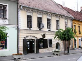 Black Szerecseny Pharmacy Museum