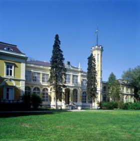 The building of the castle