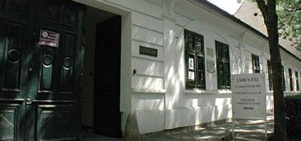 A múzeum épülete