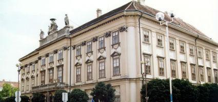 A gyűjtemény a Püspöki Palota épületében tekinthető meg.