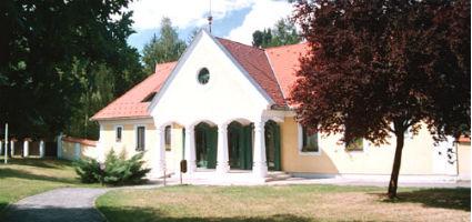 A Falumúzeum és az Olajipari Múzeum közös bejárata