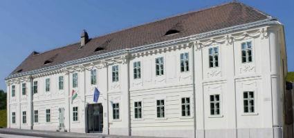 A Semmelweis Orvostörténeti Múzeum, Könyvtár és Levéltár felújított épülete
