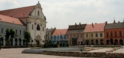 Szent Mihály Altemplom, Vác 
