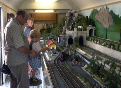 Modell railway driving