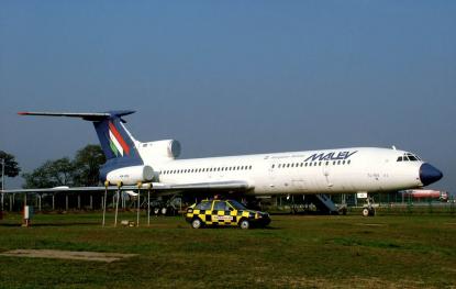 Tu-154