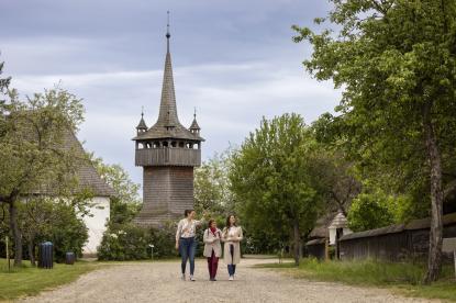 Sétálójeggyel nyit újra a skanzen