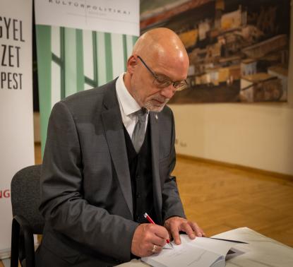 Könyvbemutató Andrzej Novak Könyvbemutató Andrzej Novak