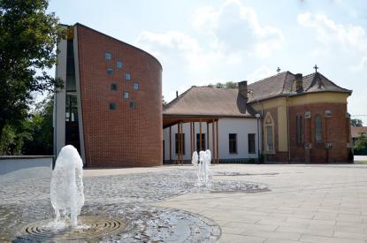 Brunszvik-Beethoven Rendezvényszervező Központ és Könytár