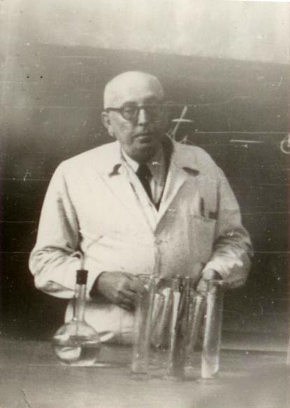 Csolnoky László, kémia professzor