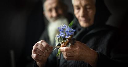 Két világ emberei Két világ emberei