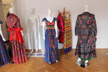 A Romani Design Fashon Art kiállítása