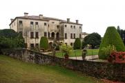 Lonedo, Villa Godi