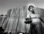 Berlin, 1995 július, a becsomagolt Reichstag, Christo műve