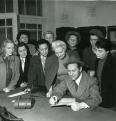 1952. szept. 25.:  Békekölcsönjegyzés a Nemzetiben