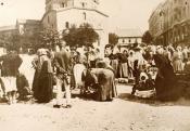 Piac a Széchenyi téren a 20. század elején, Pécs