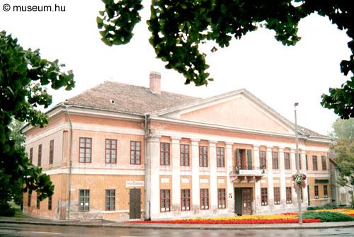 A képtár épülete