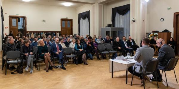 Könyvbemutató Andrzej Novak