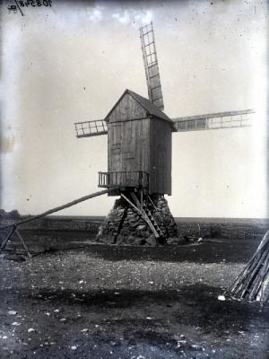 Saaremaa sziget, csaladi szélmalom