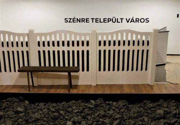 Szénre települt város 