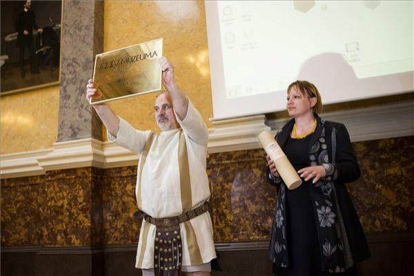 Csapláros Andrea, a szombathelyi Iseum Savariense Régészeti Műhely és Tárház igazgatója 