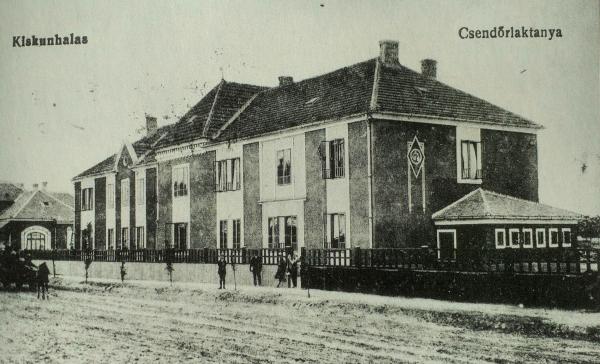 Csendőrlaktanya