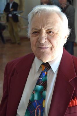 dr. Kesztyűs Ferenc