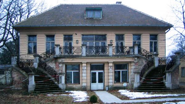 A villa a felújítás előtt