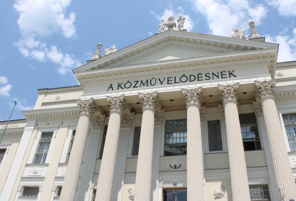 Koronavírus történeteket gyűjtenek