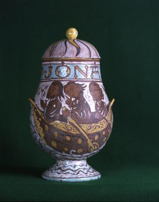 Jónás, talpas serleg