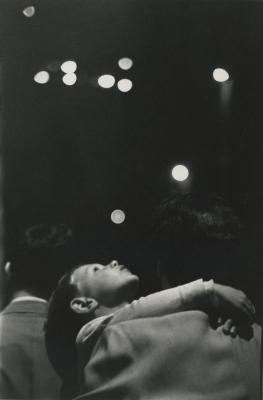Cím nélkül (gyermek, New York), 1948-50 körül - Courtesy Howard Greenberg Gallery, New York ©Mark Faurer  \r\n