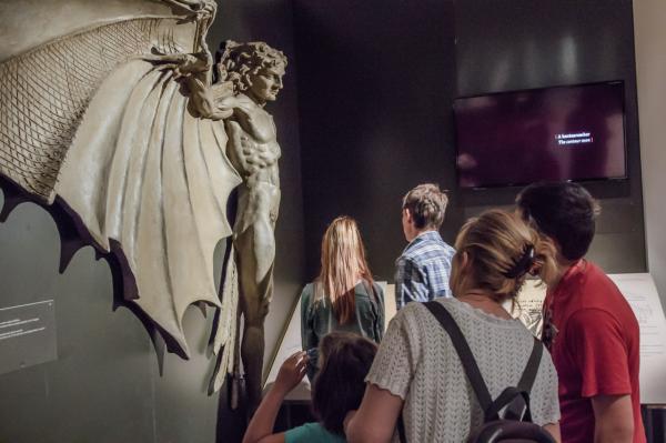 Az idei pécsi Múzeumok Éjszakáján a leglátogatottabb tárlat a „Leonardo, a reneszánsz zseni” című kiállítás volt. A Janus Pannonius Múzeum összlátogatószáma egy éjszaka alatt több mint nyolcezer fő volt.