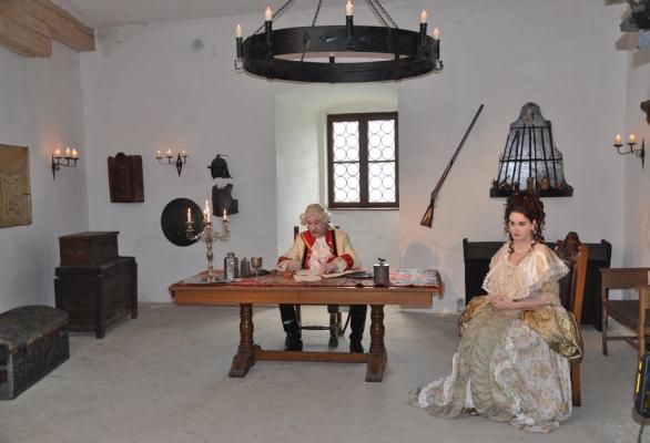 Unatkozó feleség és az öreg férj - a Kút titkai c. kisfilm egyik jelenetében<br>Fotó: Nagy Gyöngyvér, Csíki Székely Múzeum