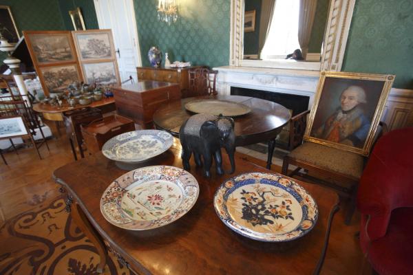 A Sigray-család műtárgyai a hagyaték átadásával kapcsolatos sajtóeseményen a keszthelyi Helikon Kastélymúzeumban.